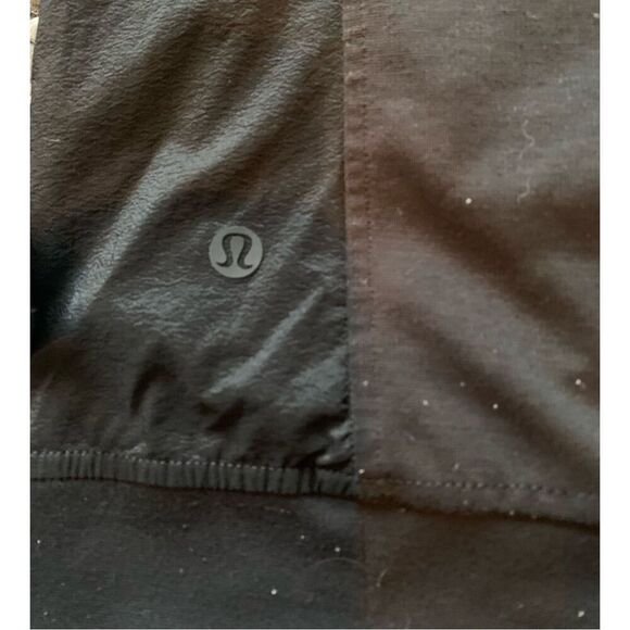 54- Lululemon black ALL THE RANGE LONG SLEEVE wind proof Shirt TOP men sz M - Picture 6 of 6